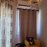 아파트 Grey House